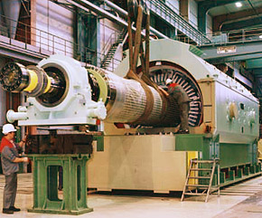 Assembly of the turbo rotor of a large synchron generator  